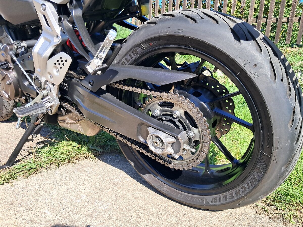 Yamaha MT-07 top stav - 10