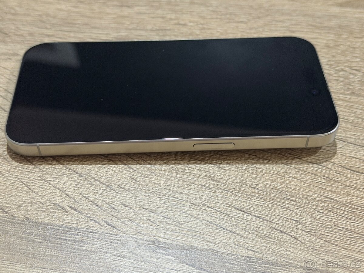 iPhone 15 Pro 128 GB bílý titan v záruční době - 10