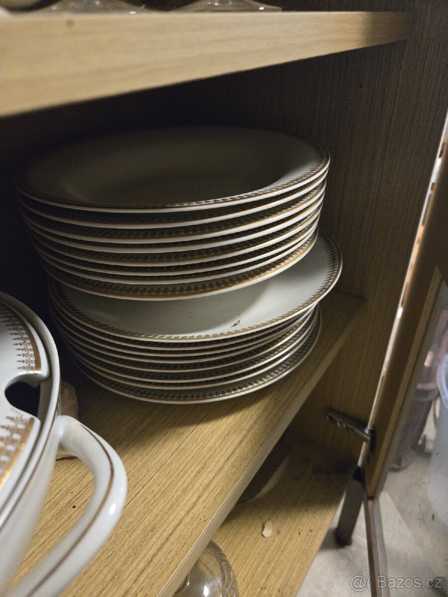 Starožitnosti z obýváku - 10