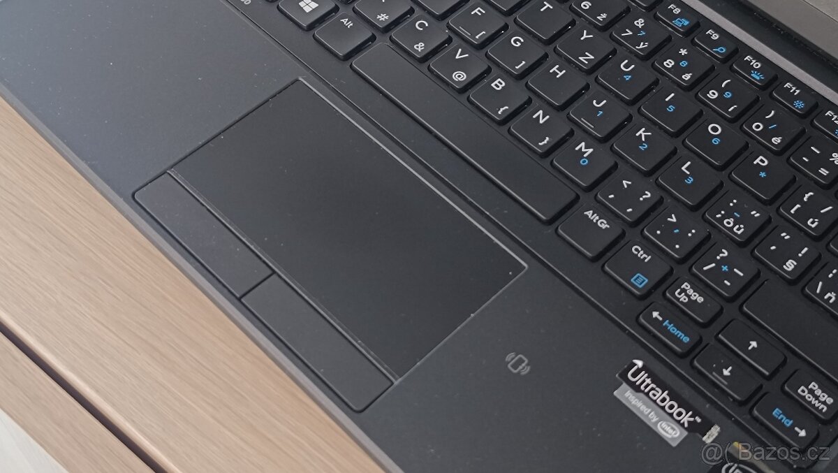 12,5" ultrabook Dell Latitude 7250 Core-i5,SSD,nová baterie - 10