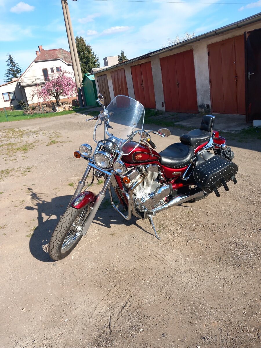 Suzuki Intruder 1400 - 10
