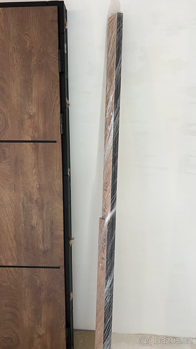 Bytové vstupní dveře 80 P - 10