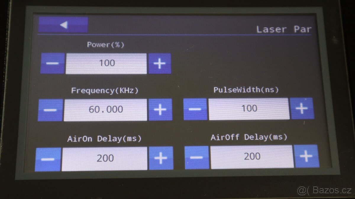 Pulsní laserový čistící stroj 200W - 10