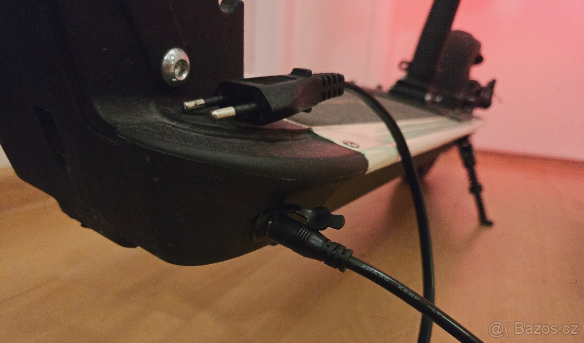 El. Koloběžka JoyorX5S - 10