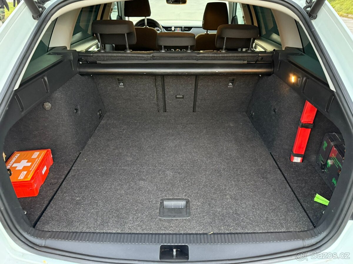 Škoda Octavia Combi 2.0 TDI Style DSG EU6 - 10