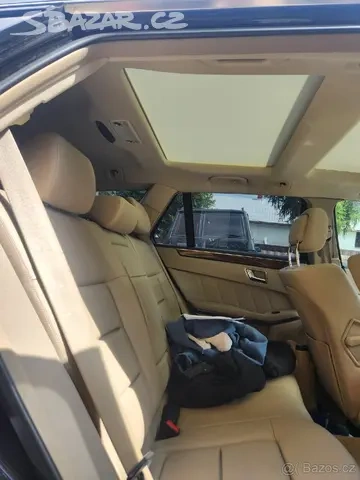 Mercedes E350 4-matic - 10