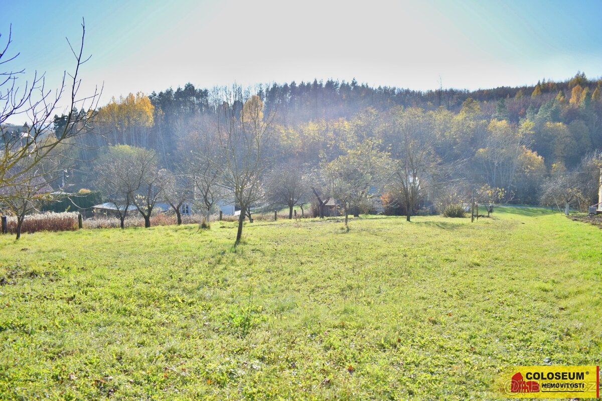 Lovčice, pozemek 1.232 m2, sítě – pozemek, ev.č. E370L016 - 10