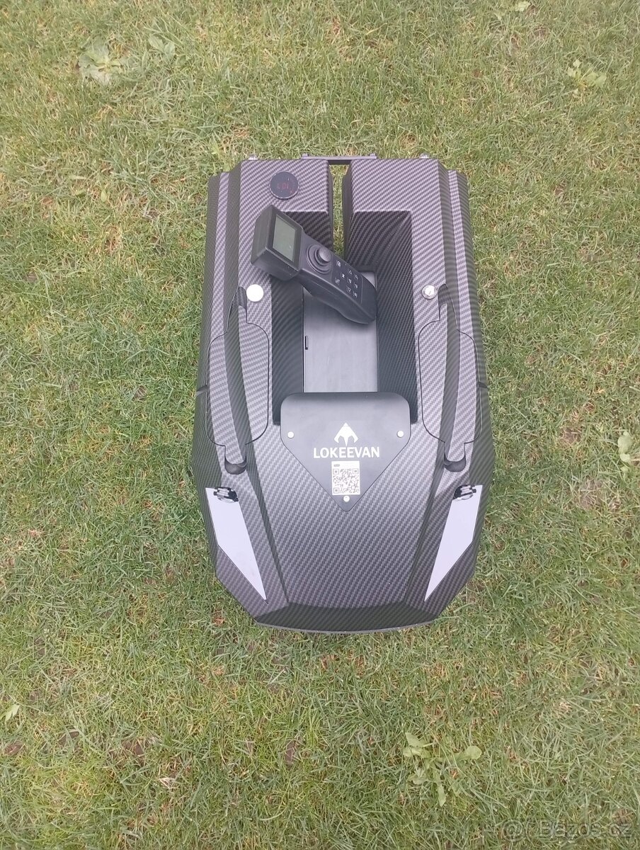 Katamarán , zavážecí loďka s GPS novinka - 10