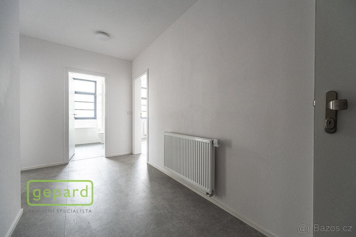 Exklusivní byt v industriálním stylu 2+kk, 62,4m2, zahrada 8 - 10