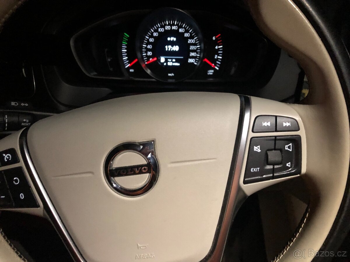 Volvo V40 D3 R.v. 2018/6 - 10