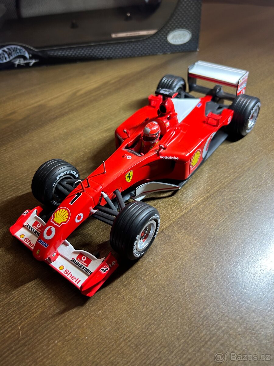 Ferrari F 2001 1:18 - 10