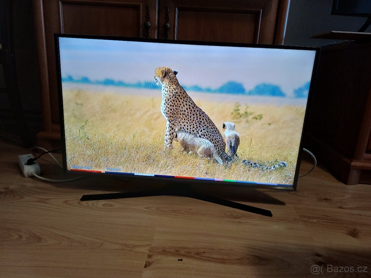 Smart TV 32" Samsung UE32J5572-úhlopříčka 80cm - 10