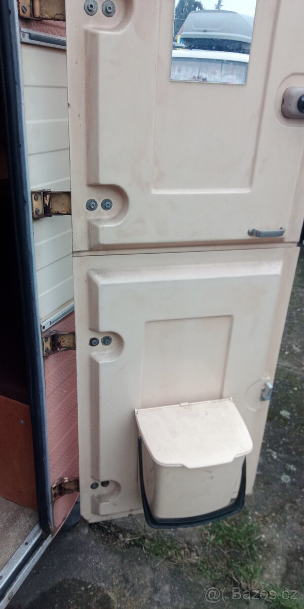 Karavan, obytný přívěs Qek Aero - 10