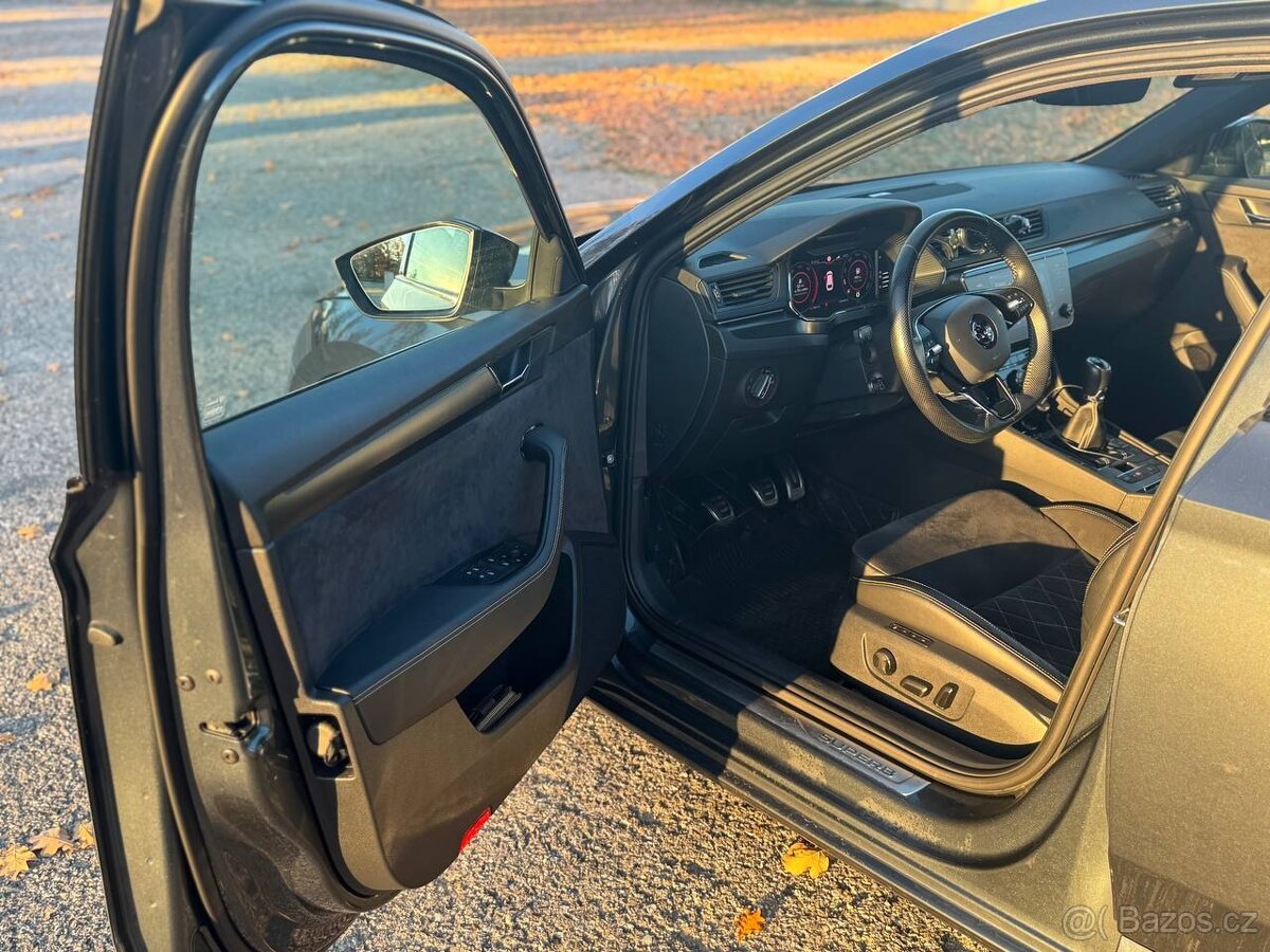 Škoda Superb SportLine 2020 • 2.0 TDI 110 kW • Manuál - 10