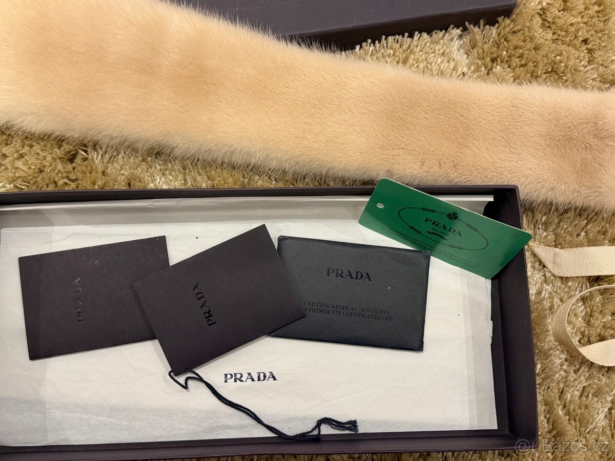 Norkový límec zn. Prada - 10