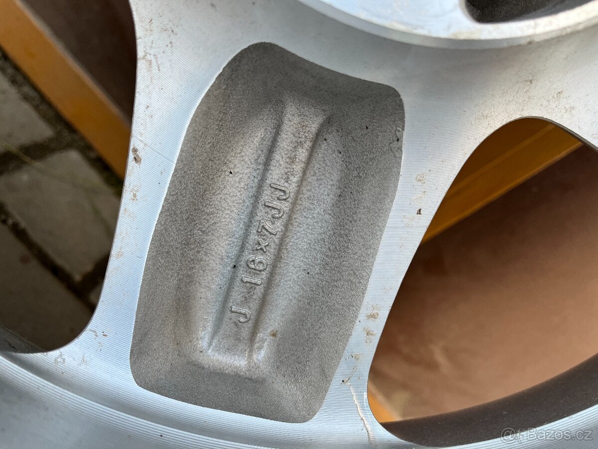 Originál rezerva Toyota RAV4 R16 - č.100 - 10