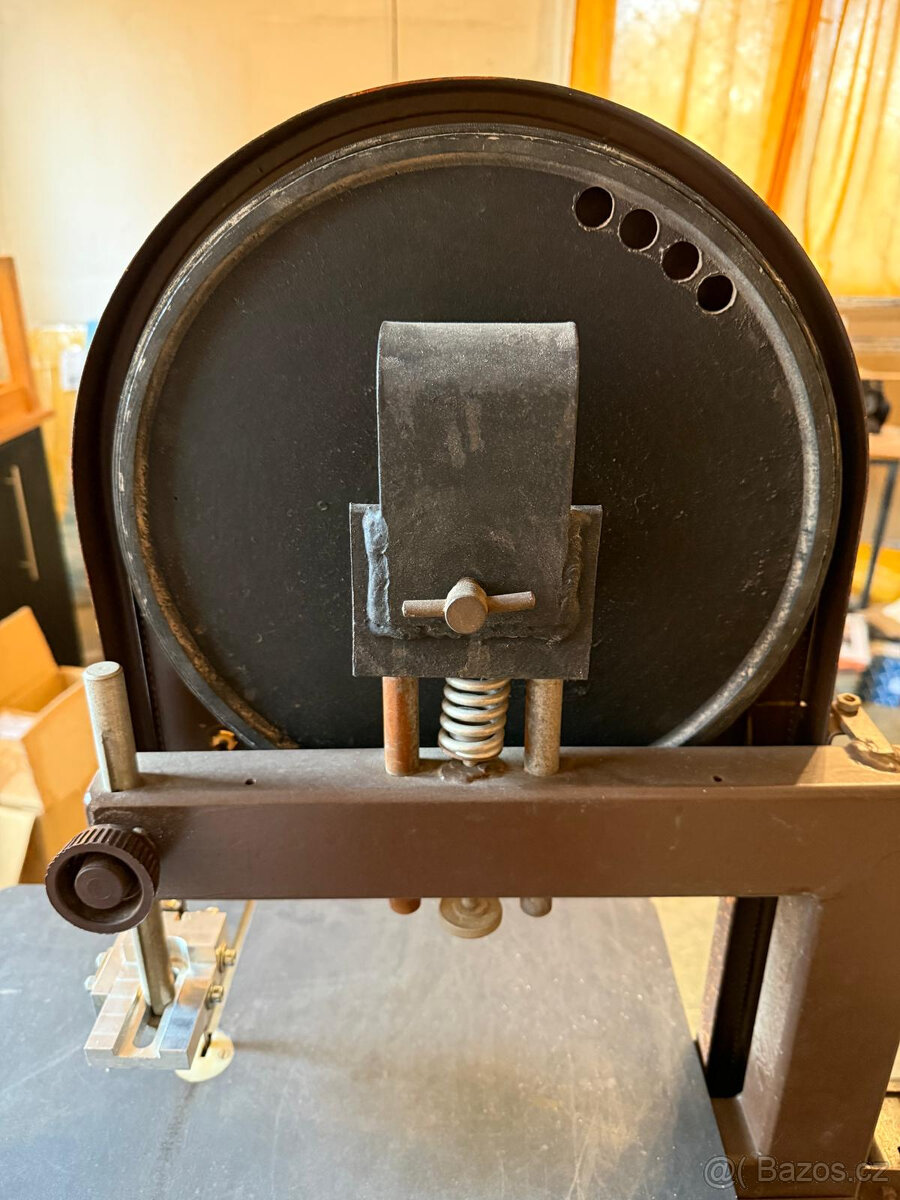 Pásová pila P320 - 10