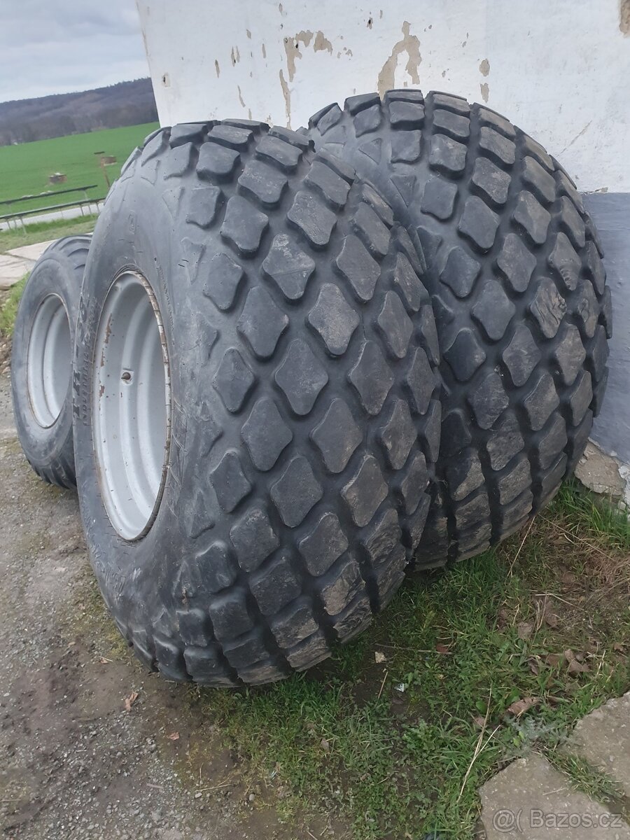 Kola na traktor Case - 10