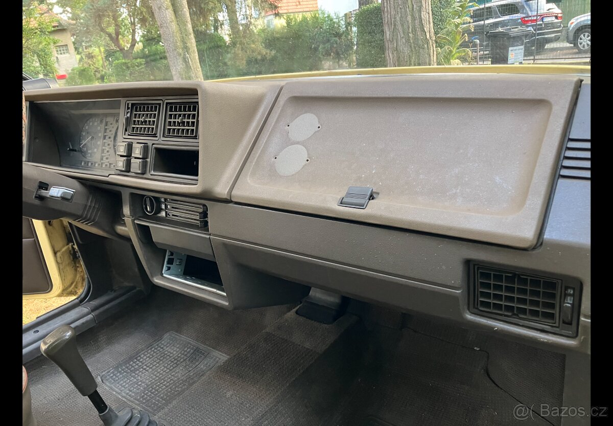 Škoda Favorit 135L - 10