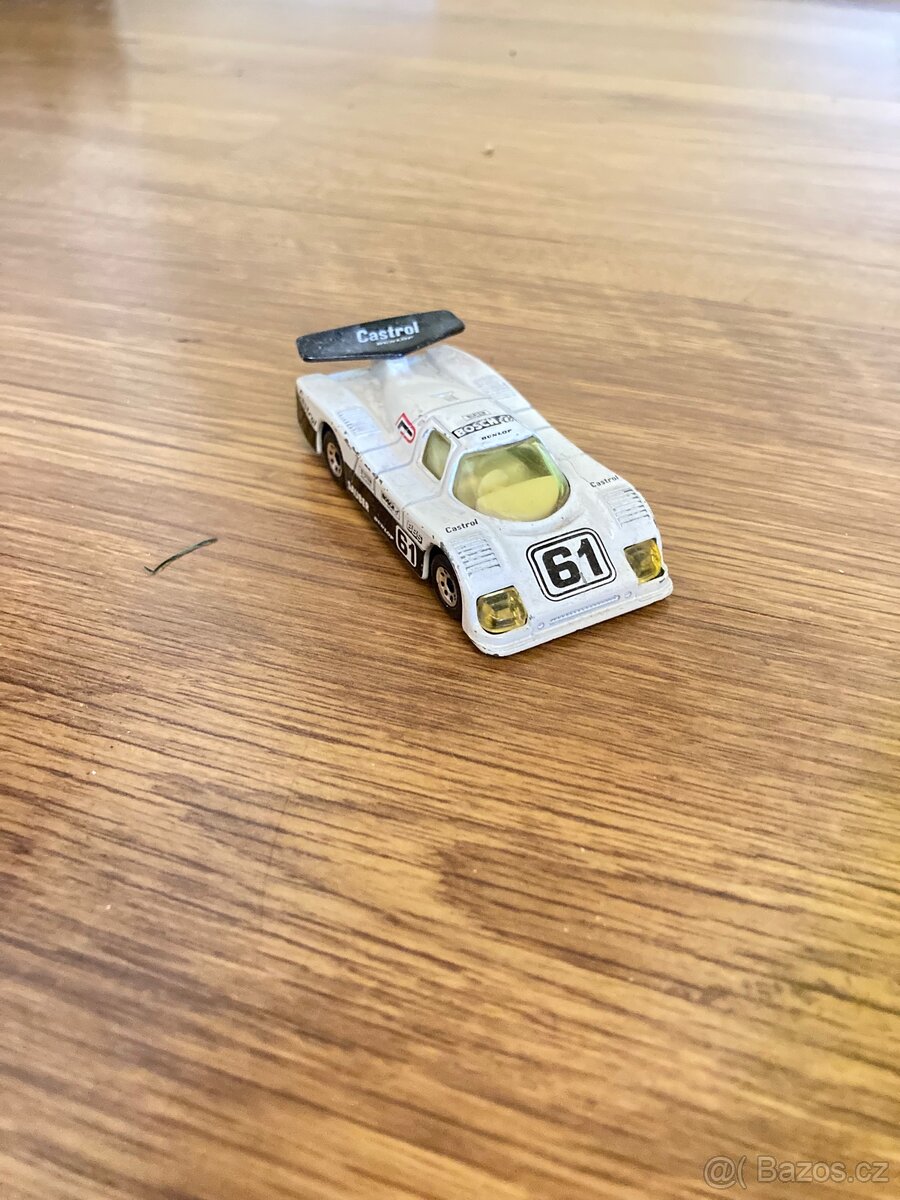 Matchbox autíčka 10 kusů - 10