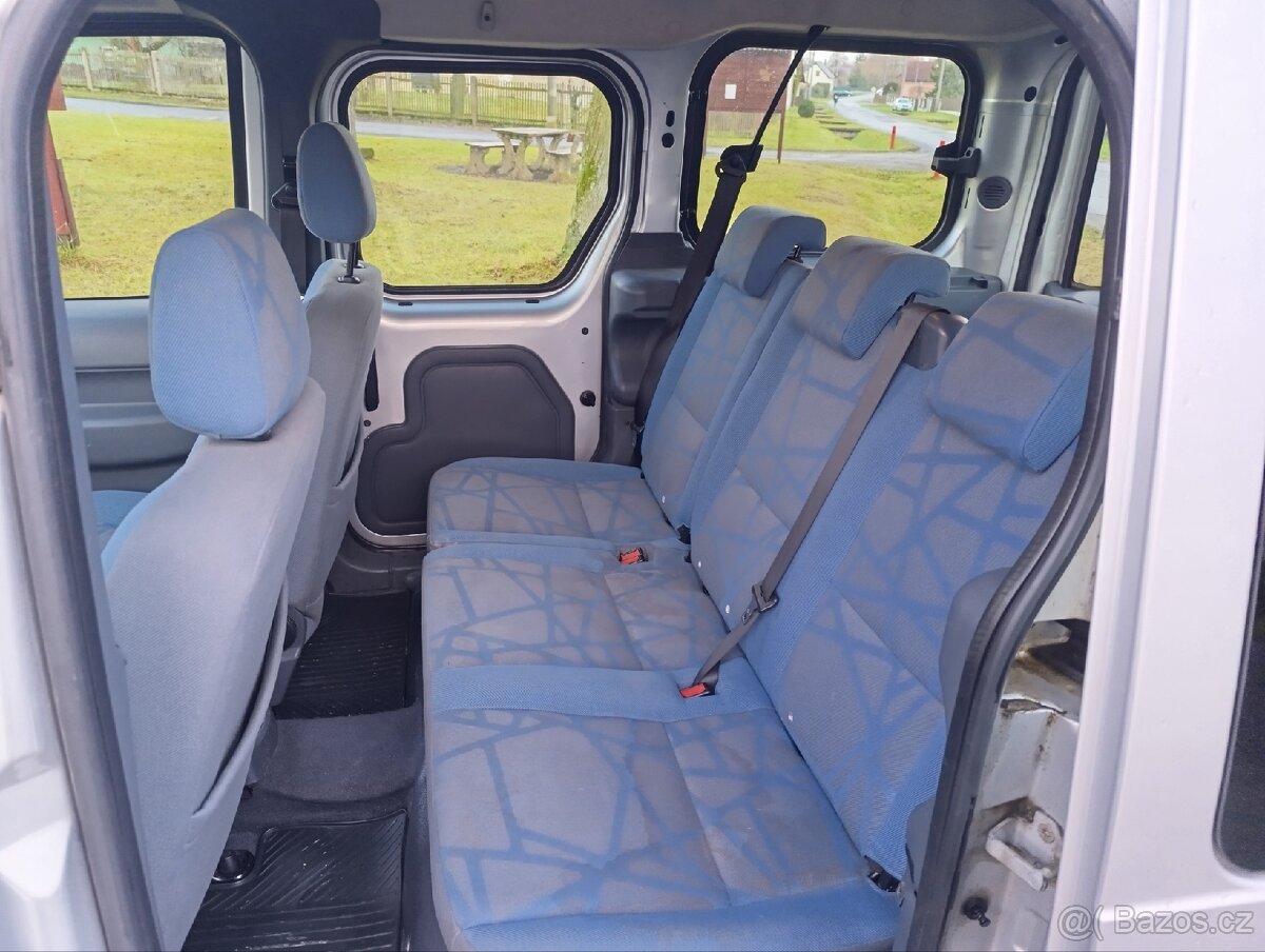 Ford Tourneo Connect 1.8Tdci rv.2011 - 10
