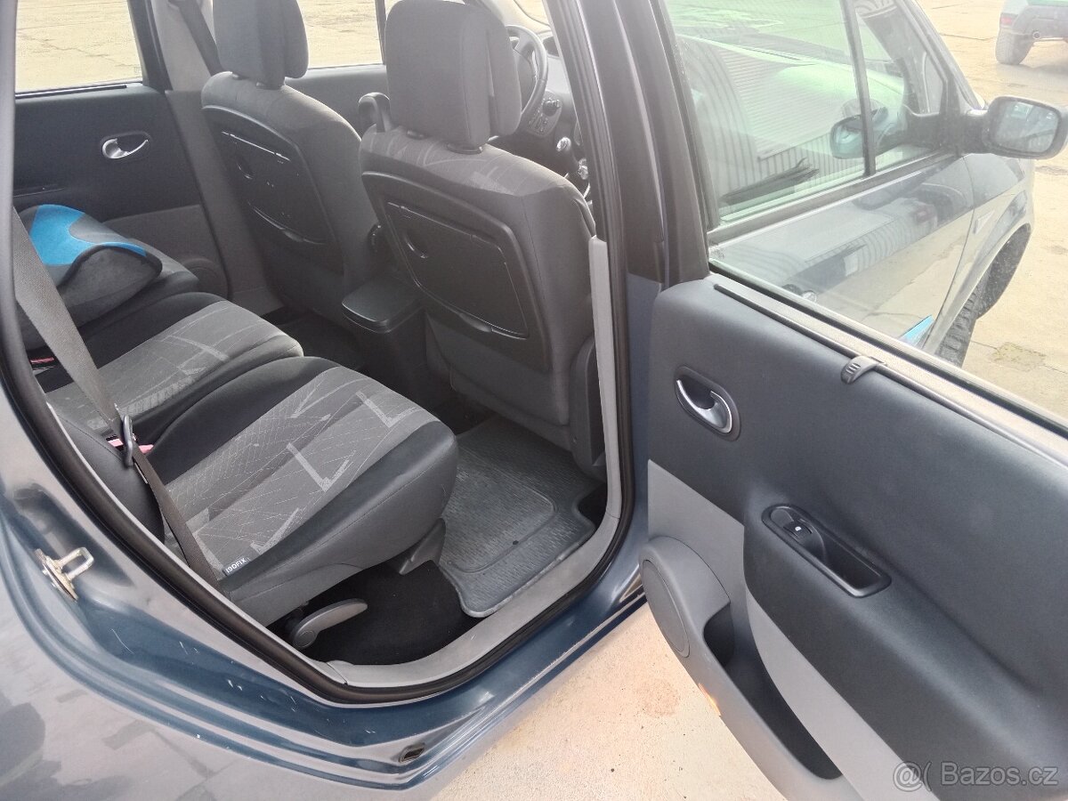 Renault Grandscenic 2 - 10