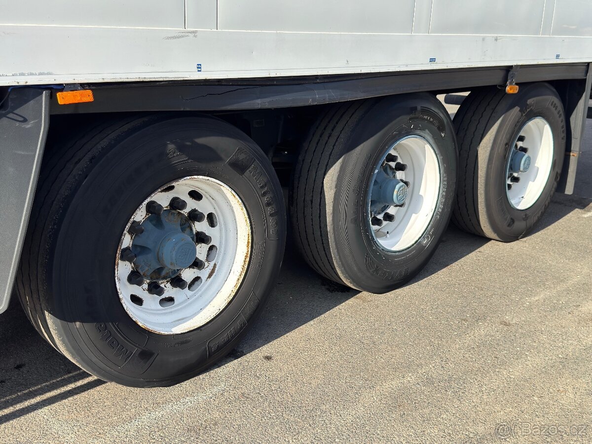 Schmitz Cargobull Mrazák - 10