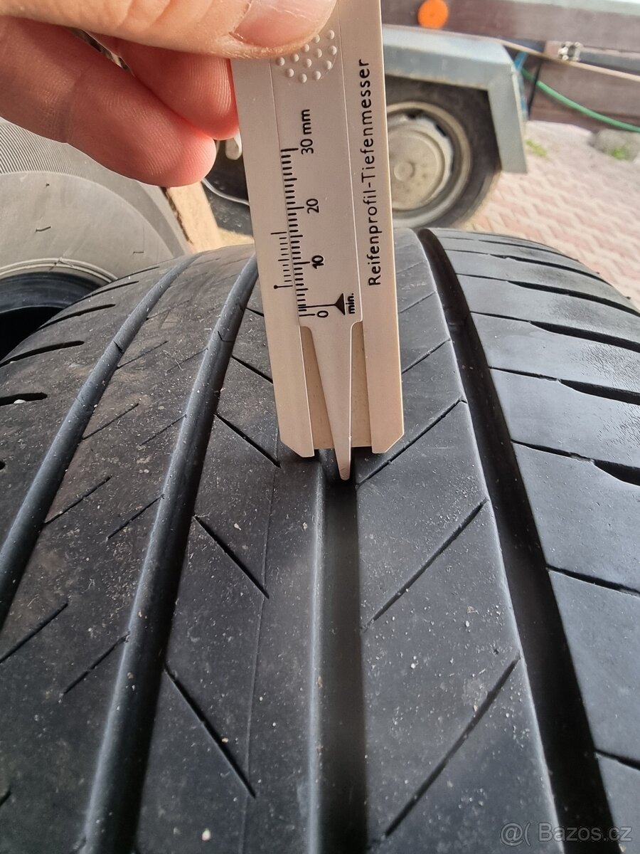 235/55 r19 Bridgestone - 10