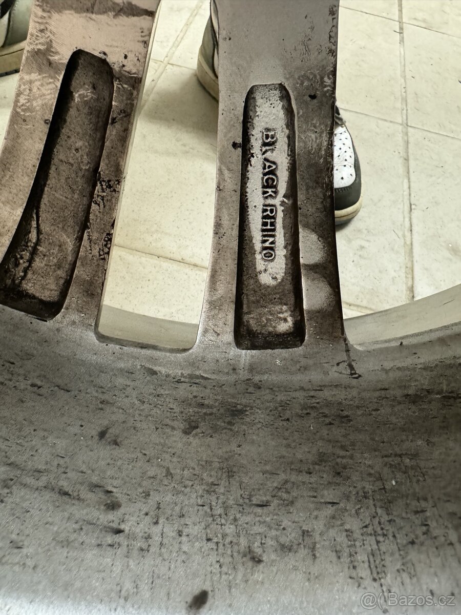 Alu Kola 265/30 ZR 22 5x112 - 10