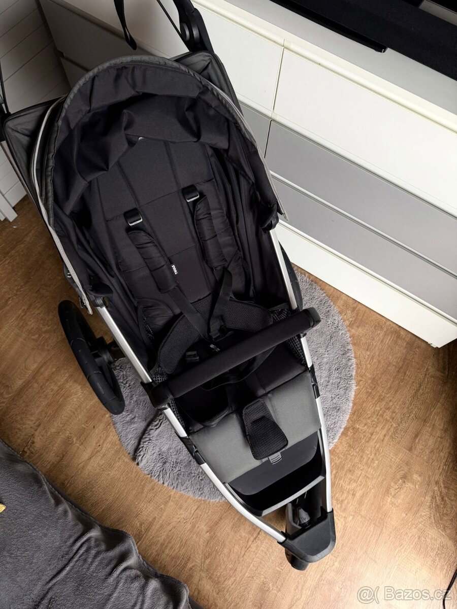 Thule Urban glide 2 KRÁSNÝ STAV - 10