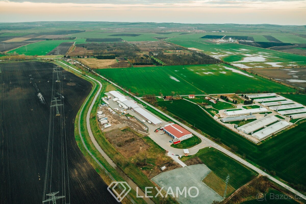 Prodej pozemku pro komerční výstavbu - 5400 m² - Měnín - 10