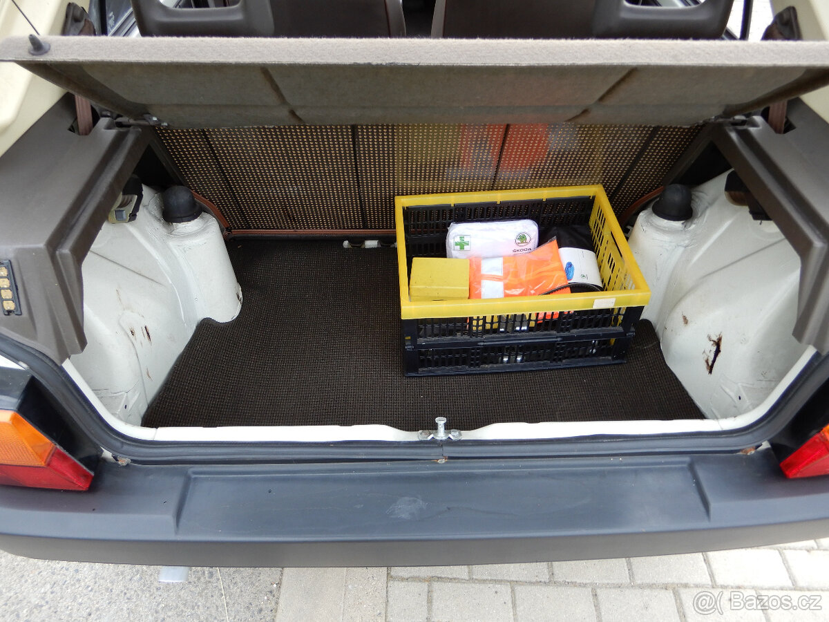 Škoda Favorit 135L, 1990, najeto 26.000km - 10