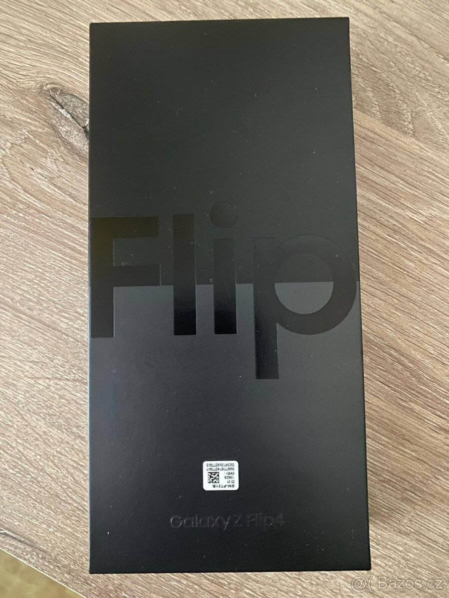 Samsung Galaxy Flip 4 256GB - 10