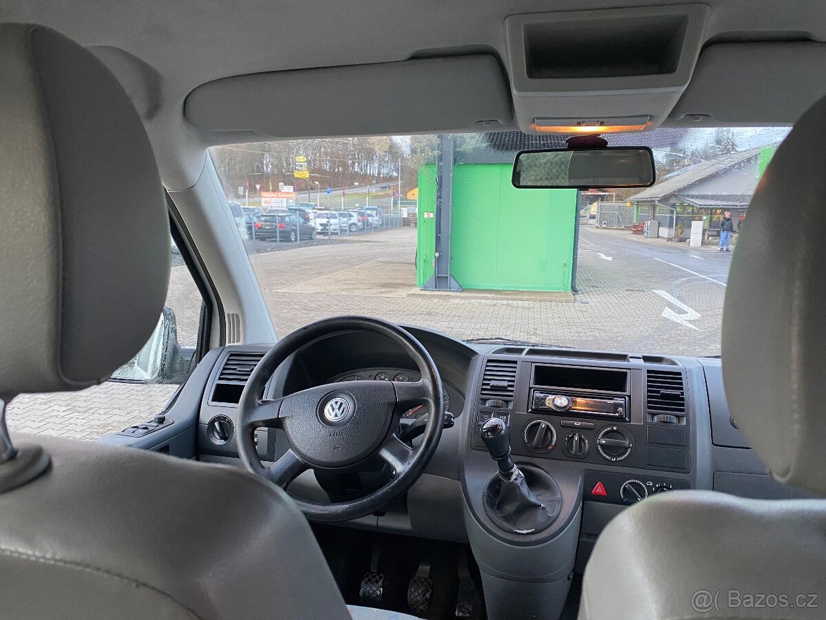 VW Transporter T5 1.9tdi 9-míst 2009 NOVÁ STK - 10