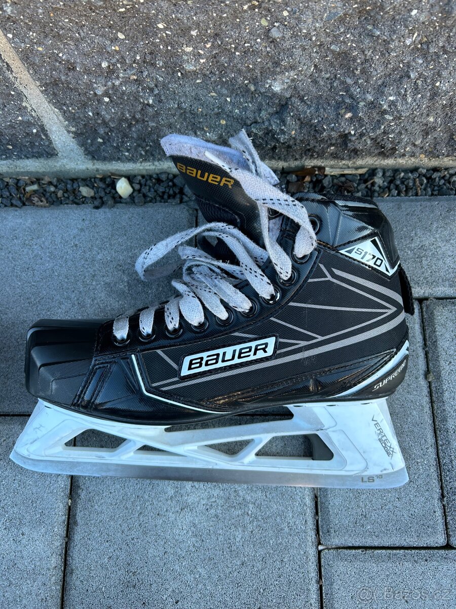 Prodám brankářskou výstroj gólman - 10