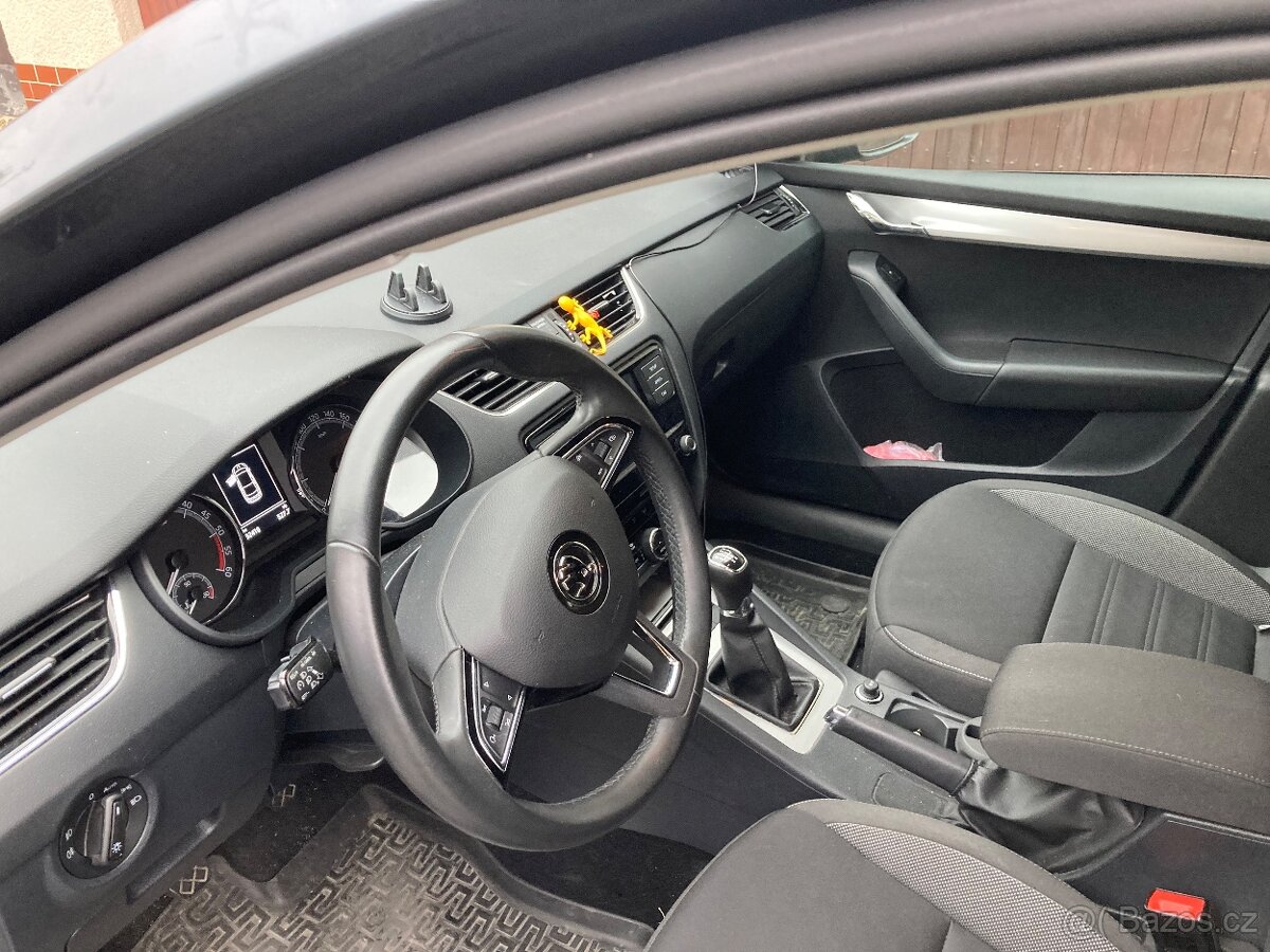 32000 km Octavia III 1,6 tdi 85 kw 2019 stav nového vozu - 10