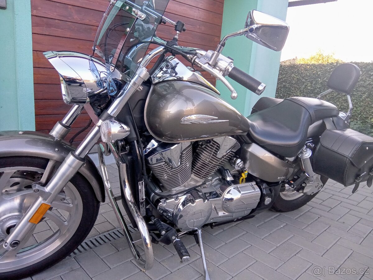 Honda vtx 1300c - 10