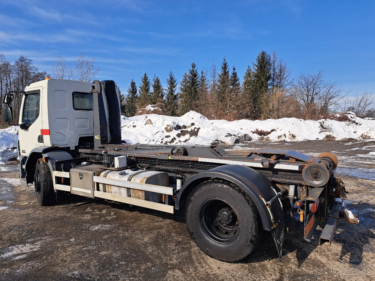 Prodám Daf LF55.300 hákový nosič kontejneru - 10