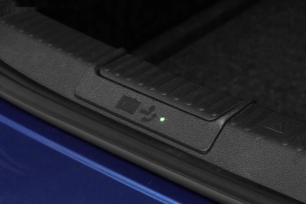 Škoda Superb, 2.0TSI,Style,DSG,Virtual,Tažné - 10