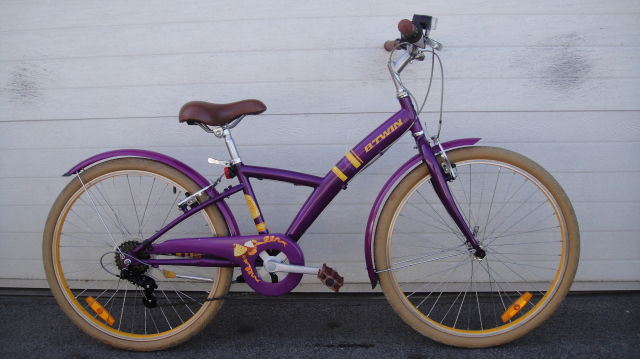 B-Twin Decathlon "24", nádherně zachovalé dětské kolo - 10