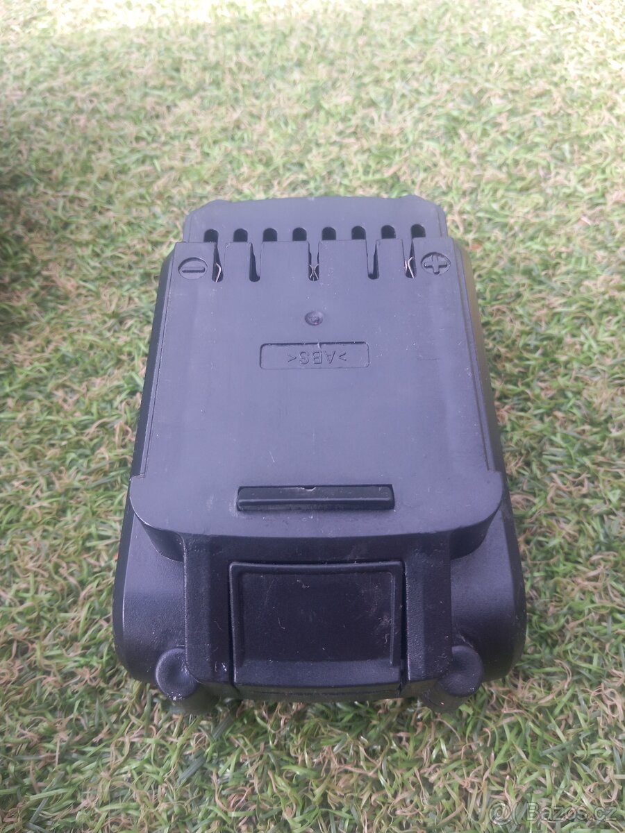 PowerPlus 18V 1300mAh, 2ks + nabíječka + napájecí kabel - 10