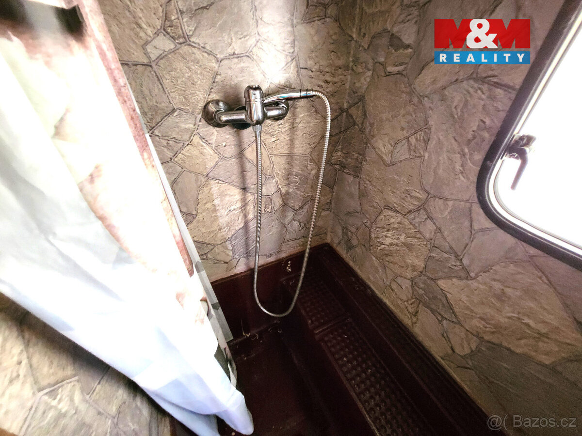 Prodej, karavan s dřevěnou přístavbou, Hradec u Kadaně - 10