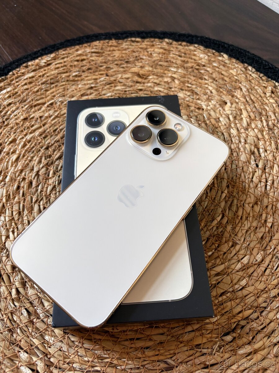 Prodám iPhone 13 Pro - zlatý, 128GB - 10