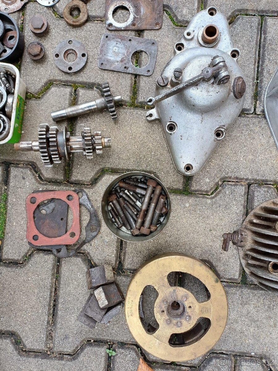 ČZ předvalečna- Díly nd - 10