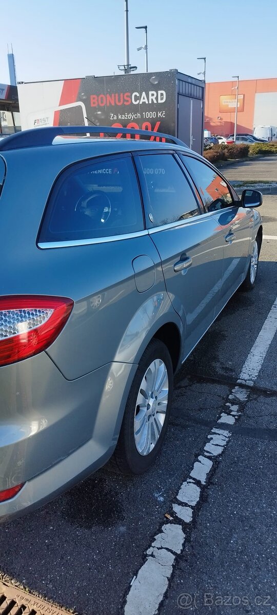 Ford Mondeo IV univerzal - 10