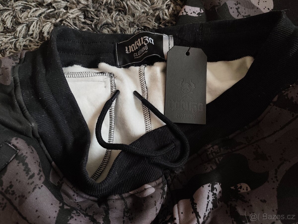 Yakuza kraťasy - 10