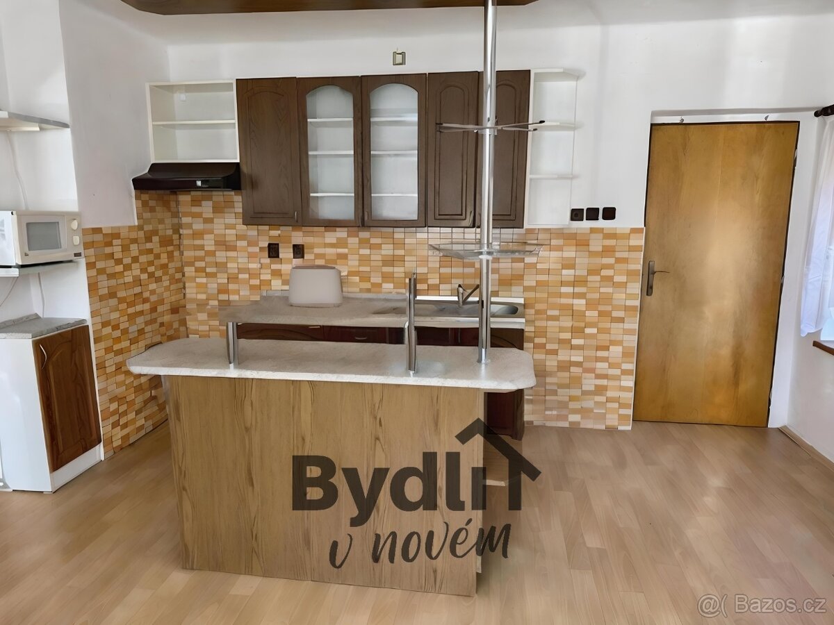 Prodej vesnického stavení se stavebním pozemkem - Strunkovic - 10