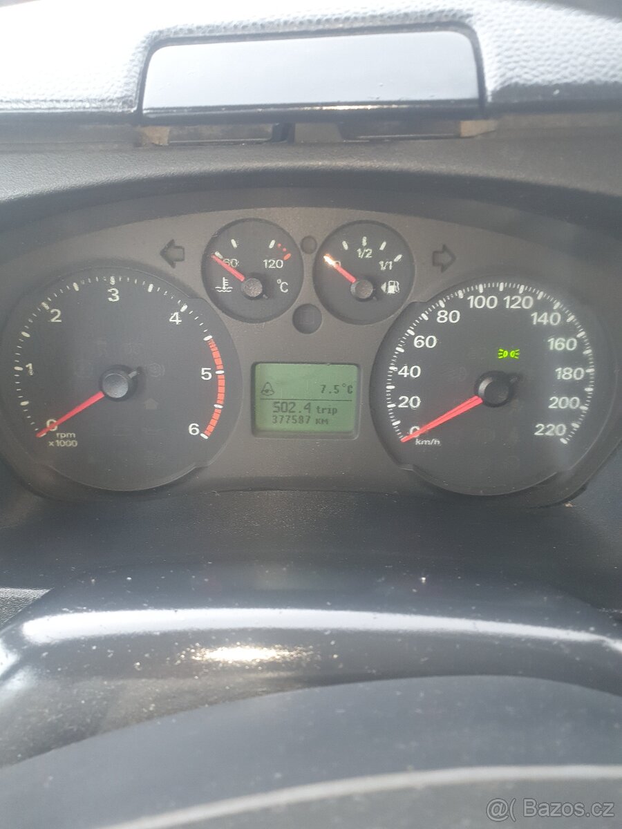 Ford Transit 2.2 2011 9ti místné - 10