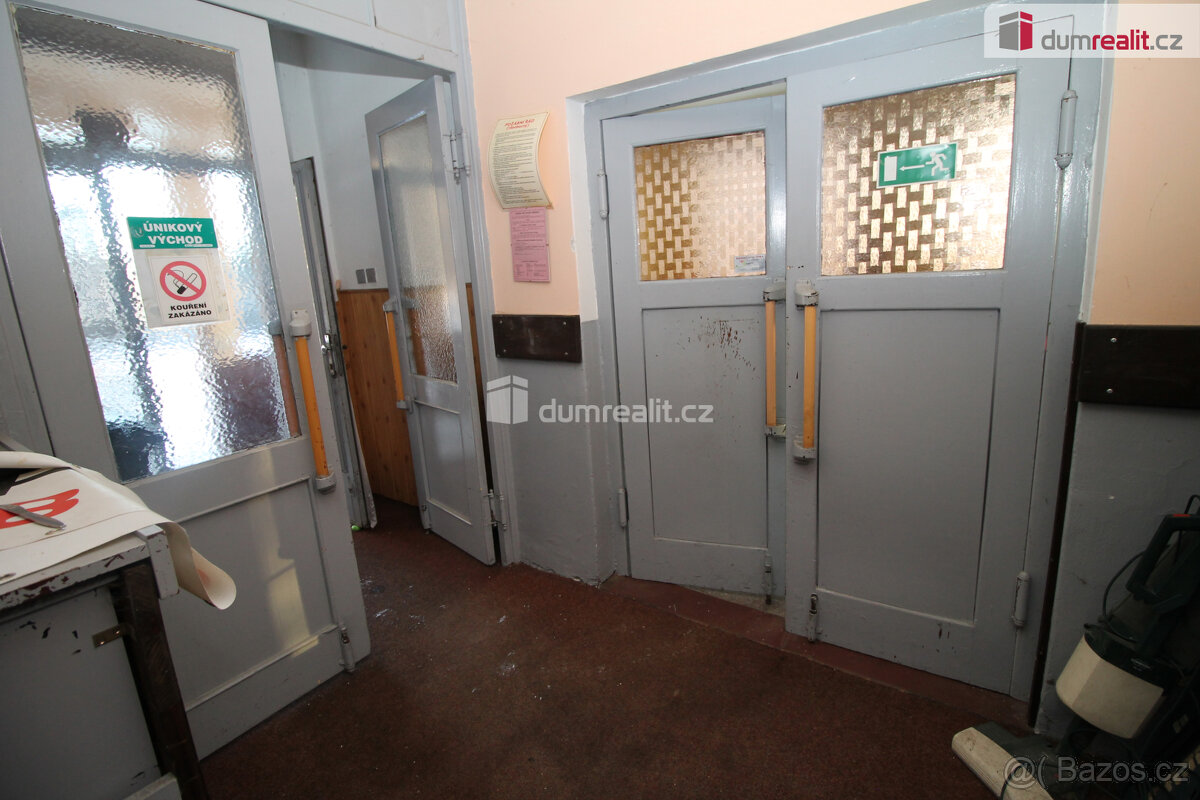 Výletní restaurace s ubytováním u Nejdku s krásným výhledem - 10
