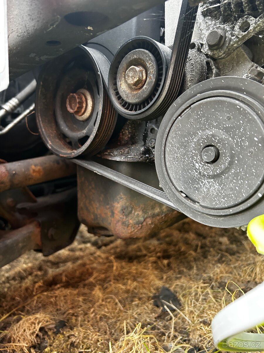 Škoda Fabia 2, 1.4 16V 63kw + LPG na náhradní díly. - 10